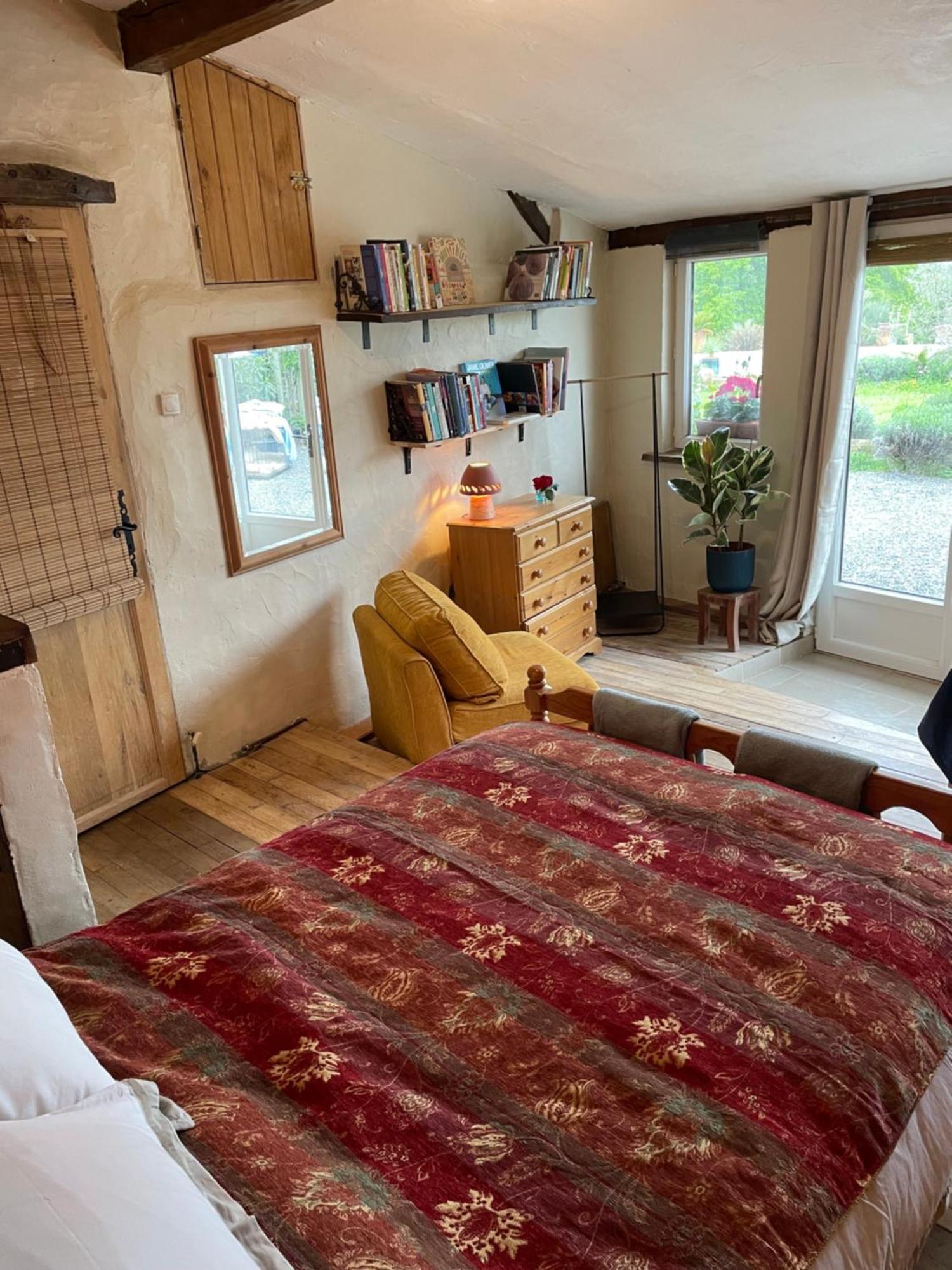 Delightful French Rustic Studio Jumilhac-le-Grand Екстер'єр фото