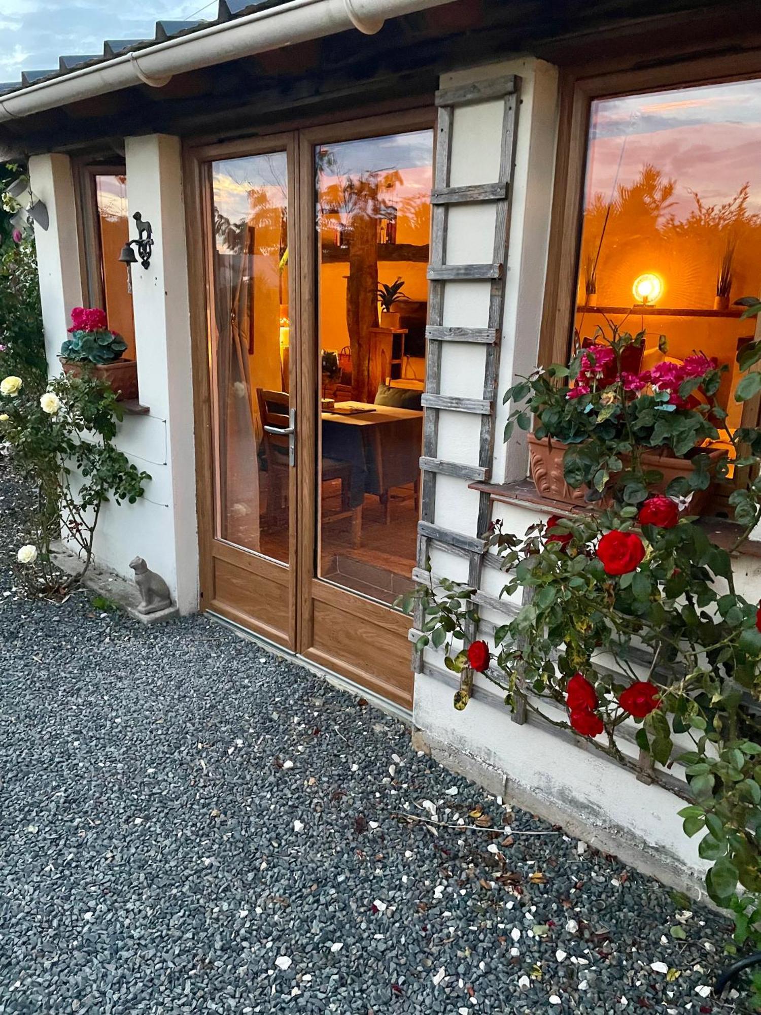 Delightful French Rustic Studio Jumilhac-le-Grand Екстер'єр фото